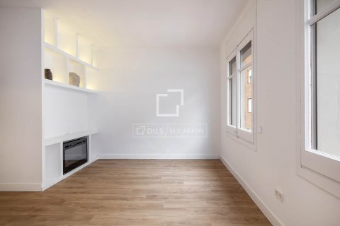 2 bedrooms apartment for sale in Barcelona, Catalonia, Spain № 6411 - photo 4