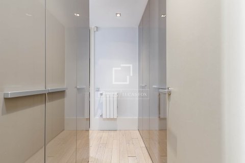 2 chambres apartment à vendre à Barcelona, Catalonia, Spain № 6412 - photo 14