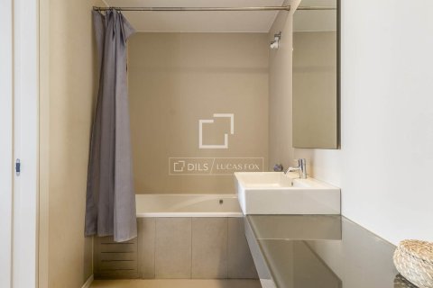 2 chambres apartment à vendre à Barcelona, Catalonia, Spain № 6412 - photo 27