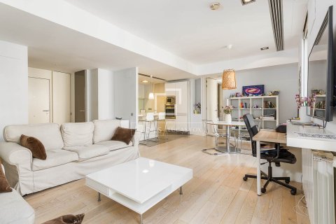 2 chambres apartment à vendre à Barcelona, Catalonia, Spain № 6412 - photo 8