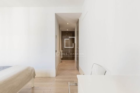 2 chambres apartment à vendre à Barcelona, Catalonia, Spain № 6412 - photo 19