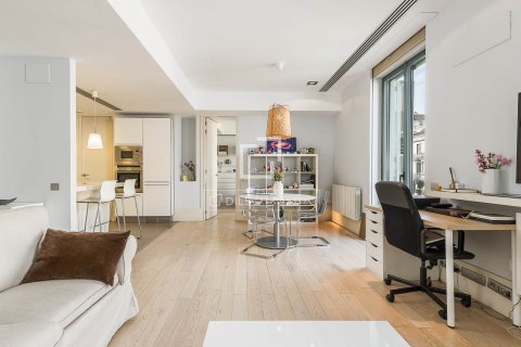 2 chambres apartment à vendre à Barcelona, Catalonia, Spain № 6412 - photo 7