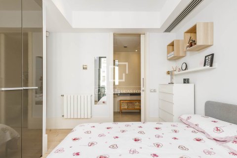 2 chambres apartment à vendre à Barcelona, Catalonia, Spain № 6412 - photo 25