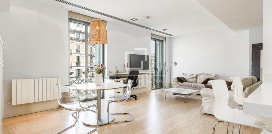 2 chambres apartment à vendre à Barcelona, Catalonia, Spain № 6412