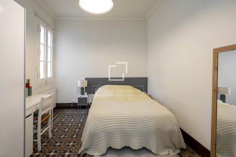 5 bedrooms apartment for sale in Barcelona, Catalonia, Spain № 6414 - photo 22