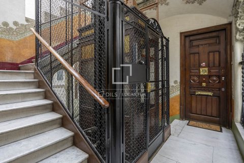 5 bedrooms apartment for sale in Barcelona, Catalonia, Spain № 6414 - photo 27