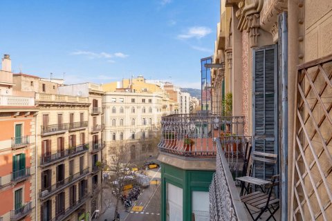 5 bedrooms apartment for sale in Barcelona, Catalonia, Spain № 6414 - photo 9