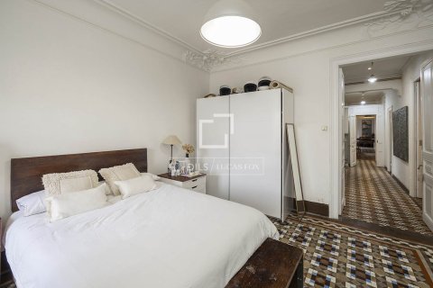 5 bedrooms apartment for sale in Barcelona, Catalonia, Spain № 6414 - photo 25