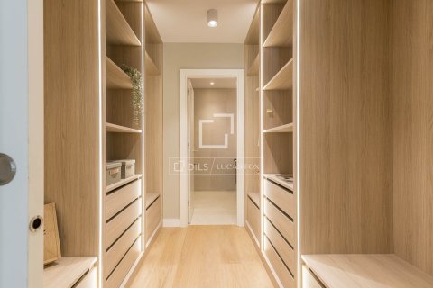 5 bedrooms apartment for sale in Barcelona, Catalonia, Spain № 6413 - photo 20