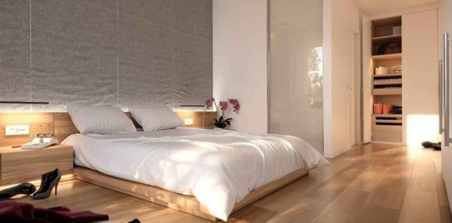 Квартира с 2 спальнями в Enrique Granados Барселона, Каталония, Испания № 3419