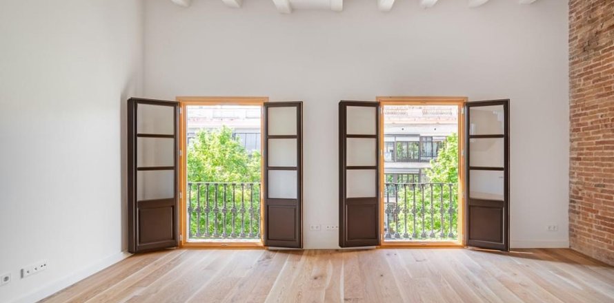 Квартира с 2 спальнями в Trafalgar 72 Барселона, Каталония, Испания № 3422