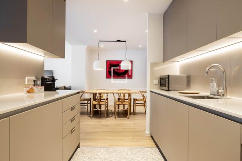 Снять в аренду квартиру в Барселона, Испания с 3 спальни, 238м², № 6361 - фото 15