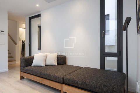 Снять в аренду квартиру в Барселона, Испания с 3 спальни, 238м², № 6361 - фото 22