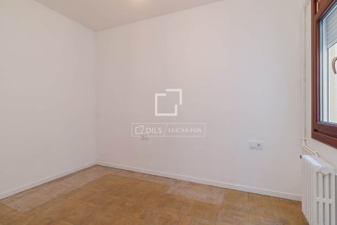 4 bedrooms apartment for rent in Barcelona, Catalonia, Spain № 6364 - photo 28