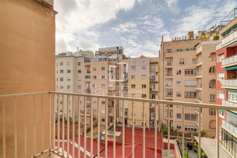 4 bedrooms apartment for rent in Barcelona, Catalonia, Spain № 6364 - photo 20