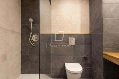 Снять в аренду квартиру в Барселона, Испания с 2 спальни, 72м², № 6362 - фото 12