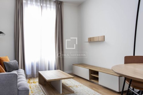 Снять в аренду квартиру в Барселона, Испания с 2 спальни, 72м², № 6362 - фото 5
