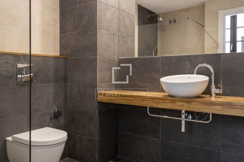 Снять в аренду квартиру в Барселона, Испания с 2 спальни, 72м², № 6362 - фото 4