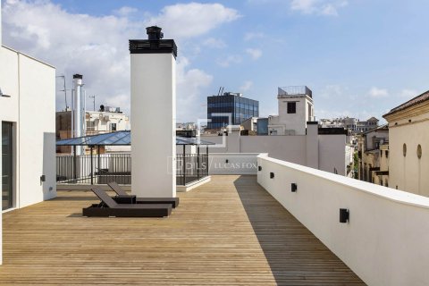 Снять в аренду квартиру в Барселона, Испания с 2 спальни, 72м², № 6362 - фото 18