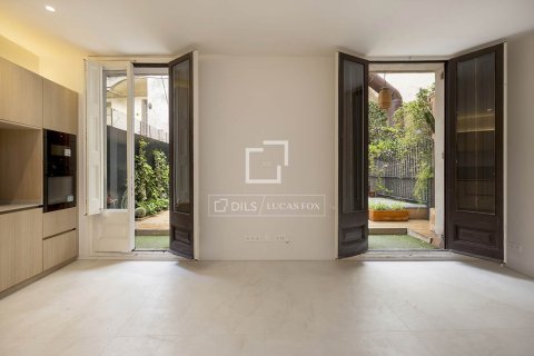 3 bedrooms apartment for sale in Barcelona, Catalonia, Spain № 6367 - photo 6
