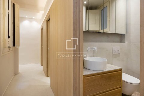3 bedrooms apartment for sale in Barcelona, Catalonia, Spain № 6367 - photo 14