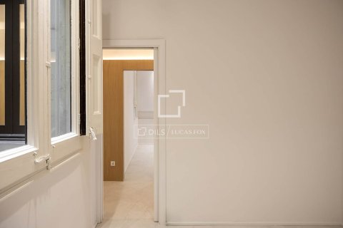 3 bedrooms apartment for sale in Barcelona, Catalonia, Spain № 6367 - photo 18