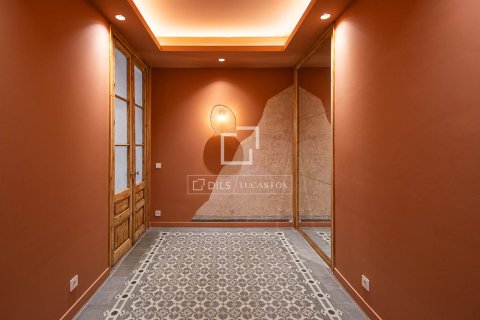 3 bedrooms apartment for sale in Barcelona, Catalonia, Spain № 7255 - photo 11
