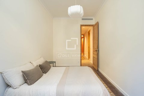 3 bedrooms apartment for sale in Barcelona, Catalonia, Spain № 7255 - photo 5