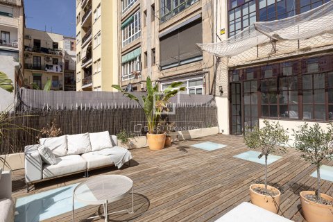 3 bedrooms apartment for sale in Barcelona, Catalonia, Spain № 7255 - photo 23
