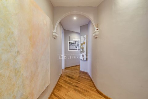 Купить квартиру в Барселона, Испания с 4 спальни, 261м², № 7257 - фото 18