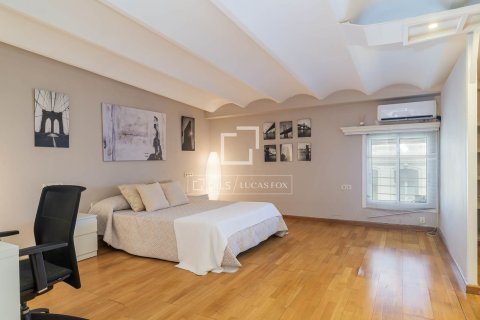 Купить квартиру в Барселона, Испания с 4 спальни, 261м², № 7257 - фото 10