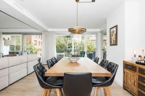 Apartamento de 5 dormitorios en venta en Sant Cugat del Vallès, Barcelona, Cataluña, Spain № 7254 - foto 23