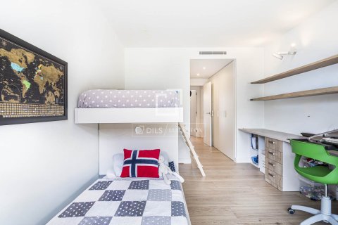 Apartamento de 5 dormitorios en venta en Sant Cugat del Vallès, Barcelona, Cataluña, Spain № 7254 - foto 2