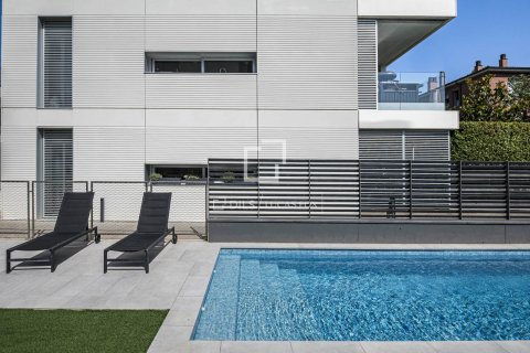 Apartamento de 5 dormitorios en venta en Sant Cugat del Vallès, Barcelona, Cataluña, Spain № 7254 - foto 30