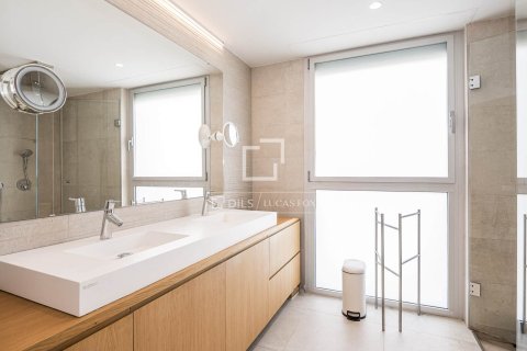 Apartamento de 5 dormitorios en venta en Sant Cugat del Vallès, Barcelona, Cataluña, Spain № 7254 - foto 4