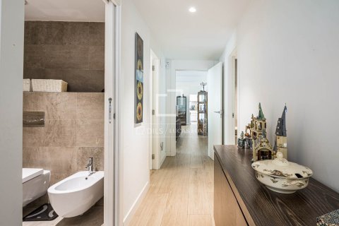 Apartamento de 5 dormitorios en venta en Sant Cugat del Vallès, Barcelona, Cataluña, Spain № 7254 - foto 11