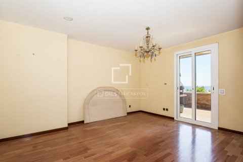 3 chambres apartment à vendre à Castelldefels, Barcelona, Catalonia, Spain № 7251 - photo 10