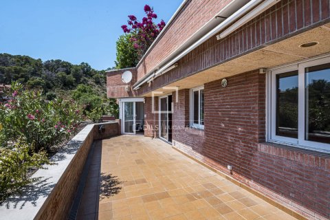 3 chambres apartment à vendre à Castelldefels, Barcelona, Catalonia, Spain № 7251 - photo 15