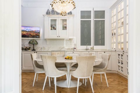 Купить квартиру в Барселона, Испания с 5 спален, 302м², № 7252 - фото 23