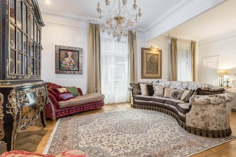 Купить квартиру в Барселона, Испания с 5 спален, 302м², № 7252 - фото 16