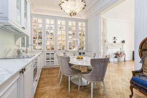 Купить квартиру в Барселона, Испания с 5 спален, 302м², № 7252 - фото 21