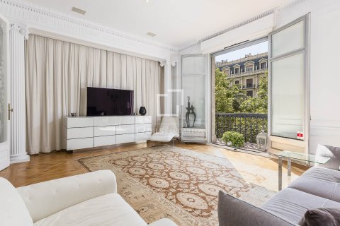 Купить квартиру в Барселона, Испания с 5 спален, 302м², № 7252 - фото 24