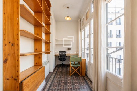 3 bedrooms apartment for sale in Barcelona, Catalonia, Spain № 7256 - photo 30