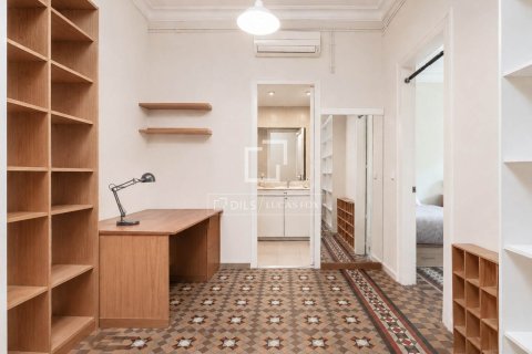 3 bedrooms apartment for sale in Barcelona, Catalonia, Spain № 7256 - photo 28