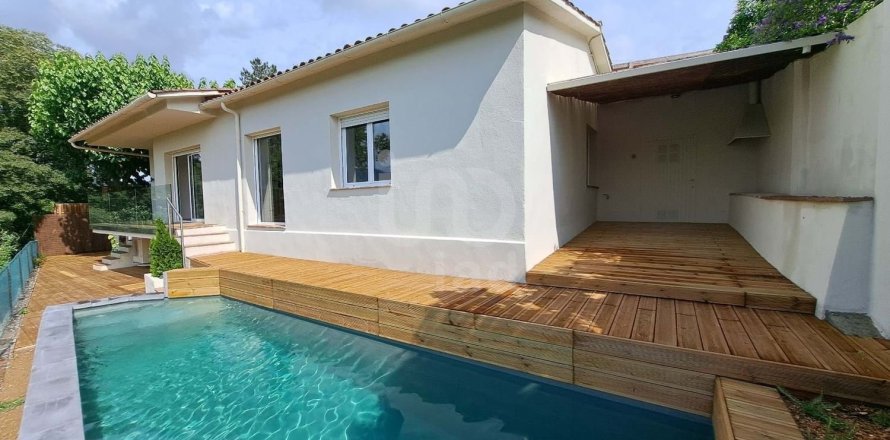 Дом с 3 спальнями в Баньолесе, Герона, Каталония, Испания № 2829