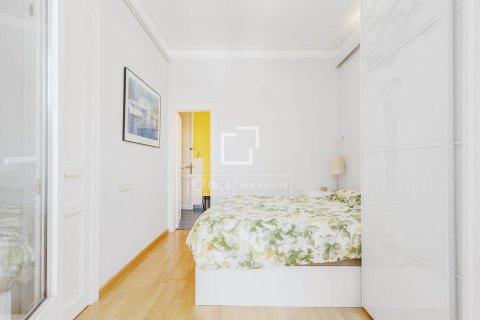 4 bedrooms apartment for sale in Barcelona, Catalonia, Spain № 7263 - photo 21