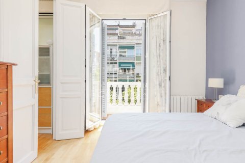 4 bedrooms apartment for sale in Barcelona, Catalonia, Spain № 7263 - photo 4