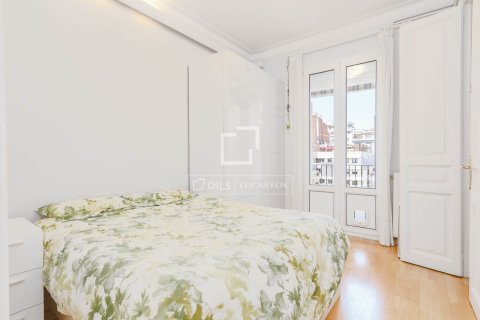 4 bedrooms apartment for sale in Barcelona, Catalonia, Spain № 7263 - photo 23