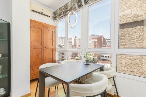 4 bedrooms apartment for sale in Barcelona, Catalonia, Spain № 7263