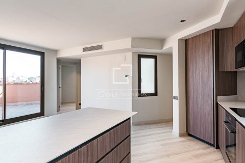 Ático de 2 dormitorios en venta en Barcelona, Cataluña, Spain № 7259 - foto 19